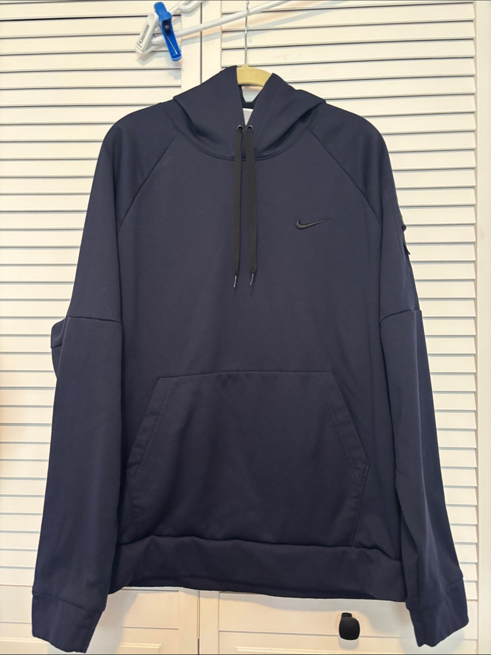 Nike Men’s Dark Navy Pullover Hoodie
